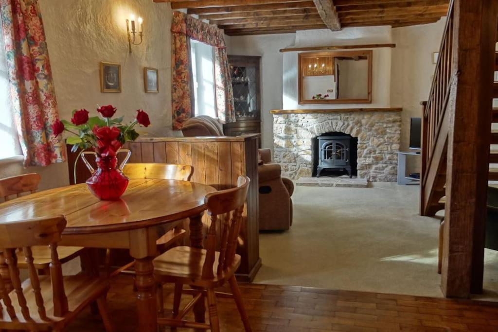 Little Thatch Cottage - Cerne Abbas, Dorset Exterior photo